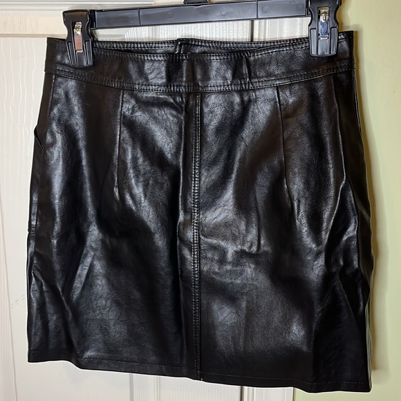 Shein Small Black Leather Skirt - Picture 2 of 3